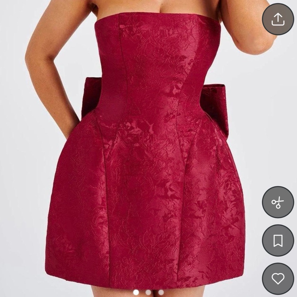 Hello Molly Strapless Jacquard Mini Dress in Wine